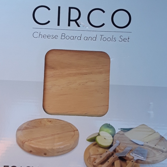 New cheeseboard with tools - Picture 2 of 3